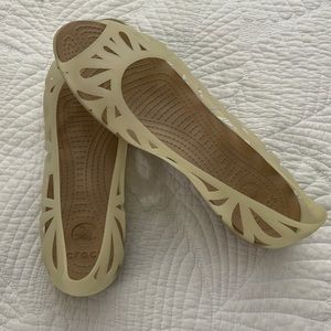 Women’s CROC Shoes